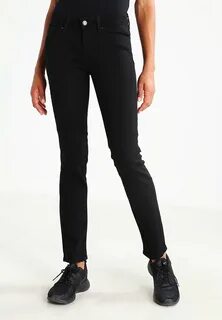 Levis slim