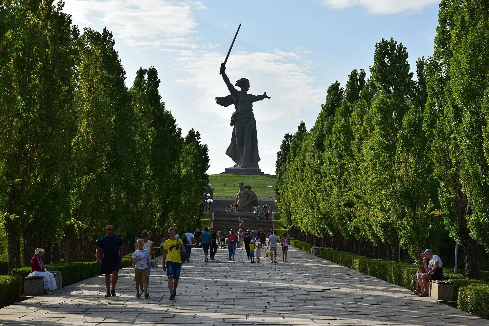 Мемориальный комплекс Мамаев Курган. Мамаев Курган Волгоград. Волгоград Родина мать Мамаев Курган. Волгоград мемориальный комплекс на Мамаевом Кургане.