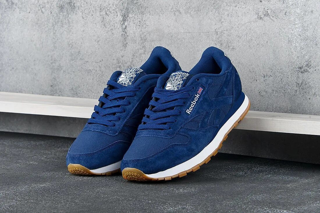 Reebok CL Leather Suede. Кроссовки Reebok CL Leather Suede. Кроссовки Reebok мужские синие замшевые. Reebok CL Leather Suede синие. Reebok кроссовки синие