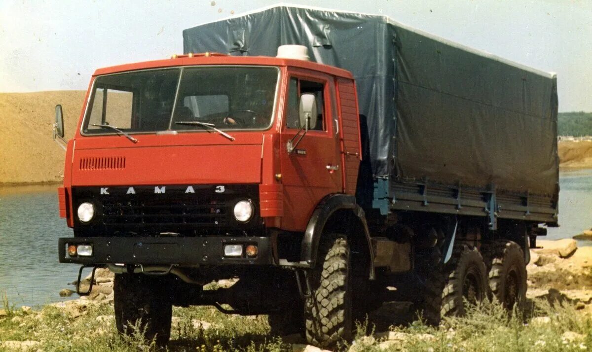 КАМАЗ 4310 СССР. КАМАЗ 4310 первый. КАМАЗ 43105 военный. КАМАЗ 4310 Советский. Покажи машины камазы