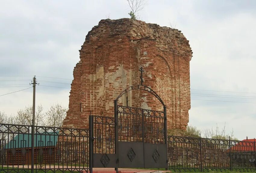 Погода кандарать ульяновская. Сосновка Карсунский район храм Архангела Михаила. Сосновка (Карсунский район). Сосновка Церковь Ульяновская область. Сосновка Ульяновская область Карсунский район.