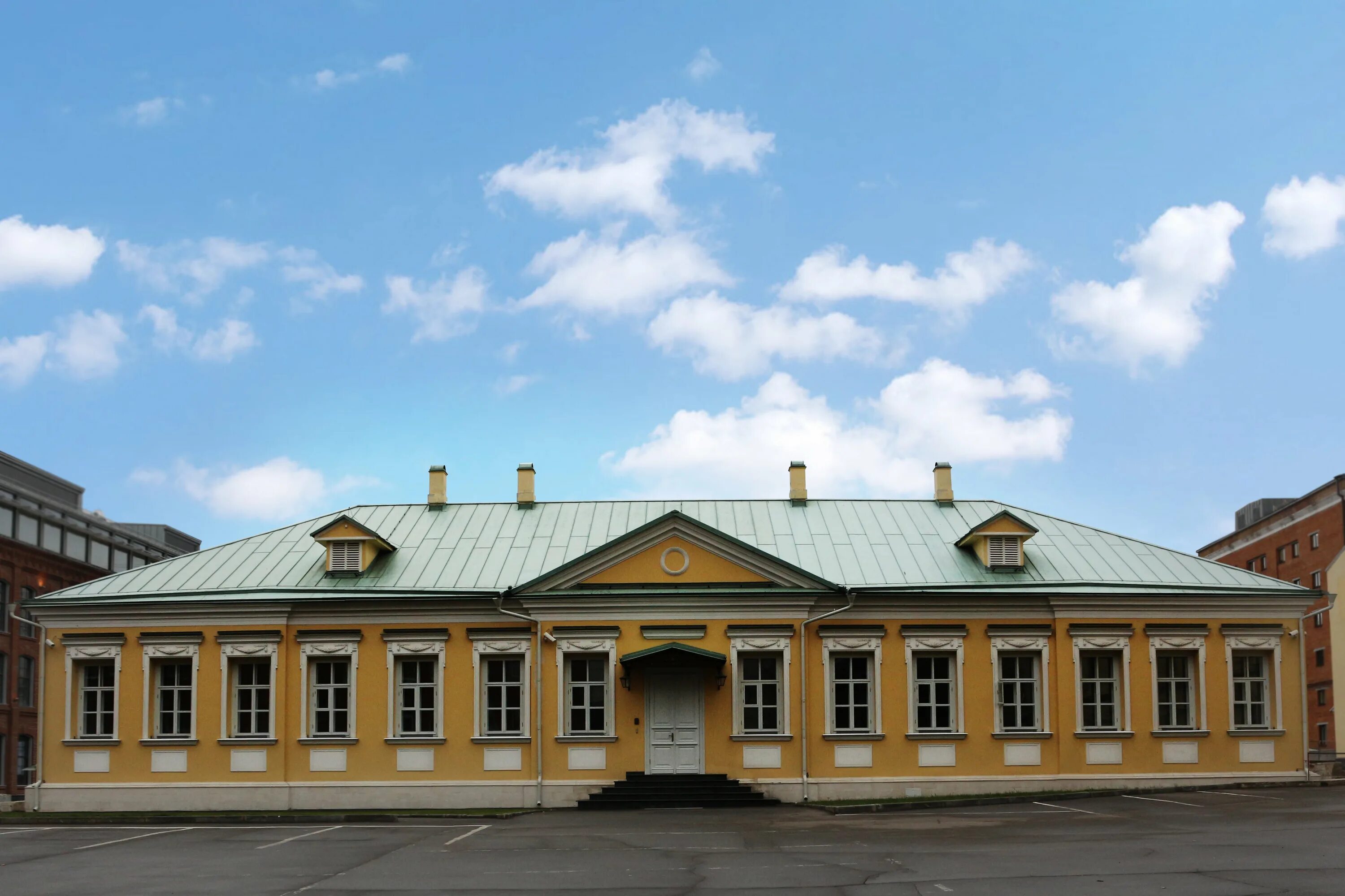 Городская усадьба всеволожских. Особняк Всеволожских на Тимура Фрунзе. Усадьба Всеволожских в Хамовниках. Улица Тимура Фрунзе, 11с56.