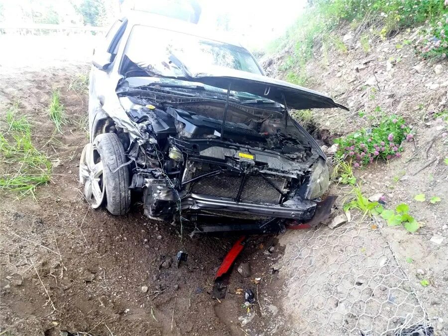 фио аварии. мазда фамилия авария. мазда капелла после дтп. фио аварии. мазда фамилия авария на трассе.