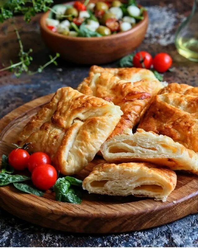 хачапури imeruli. хачапури ингредиенты. хачапури ингредиенты. хачапури с сулугуни. ингредиенты для хачапури по аджарски.