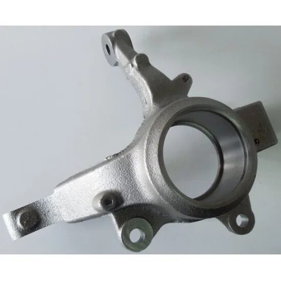 Кулак поворотный largus 13l09p. Поворотный кулак ларгус правый 18l27t. Поворотный кулак ларгус. Кулак поворотный ларгус без абс. Кулак поворотный ларгус 100мм с абс.