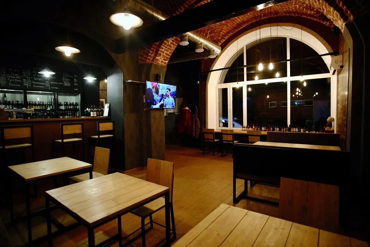 Yale нижний новгород бар. пивные рестораны нижний новгород. медные трубы кафе нижний новгород. гастропаб горьковская пивоварня, нижний новгород. пивной ресторан нижний новгород.