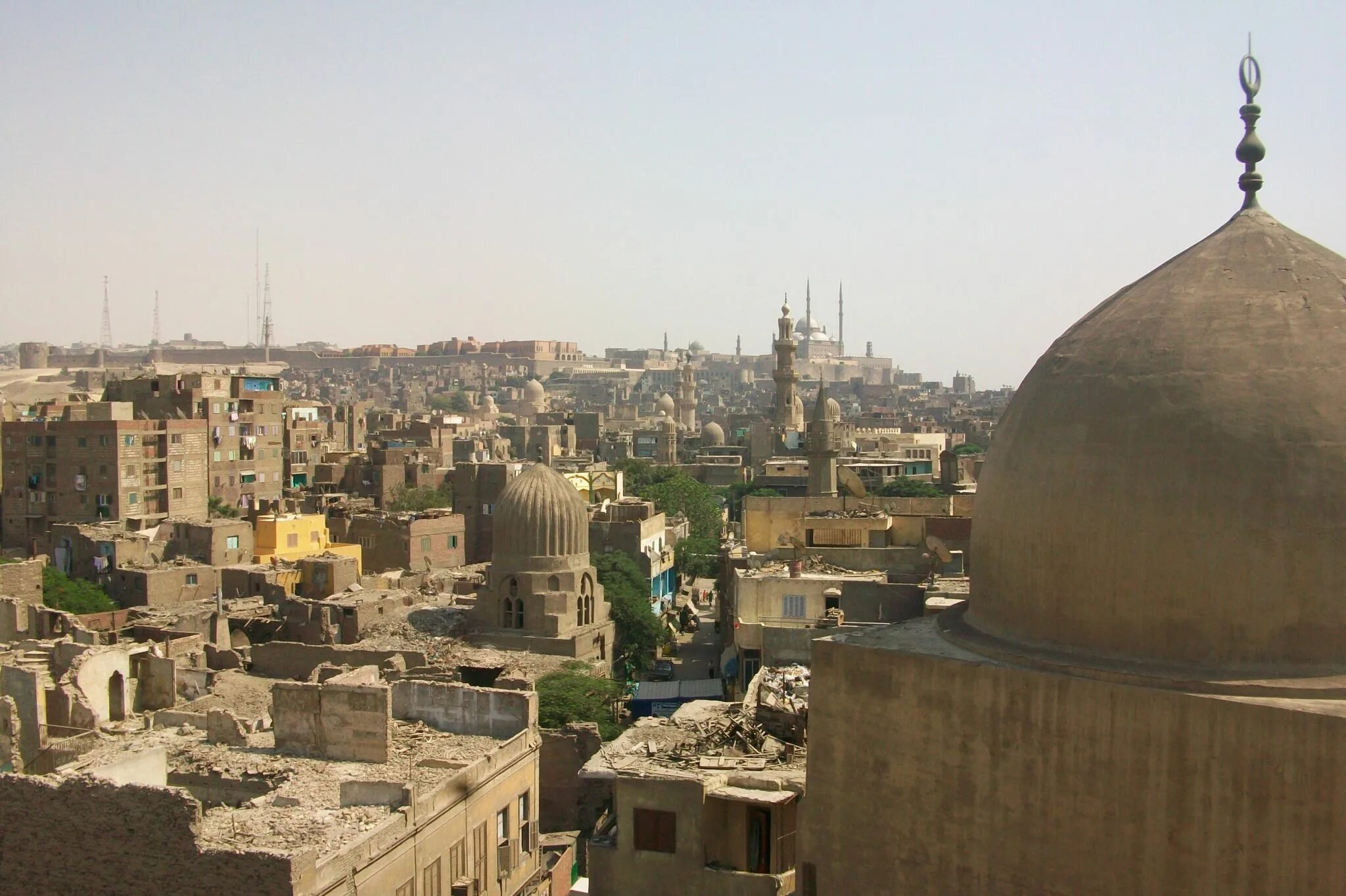 Северный каир. Египет город Каир. Каир древний город. Египет столица Каир достопримечательности. Krassivaya Каир столица Египта.