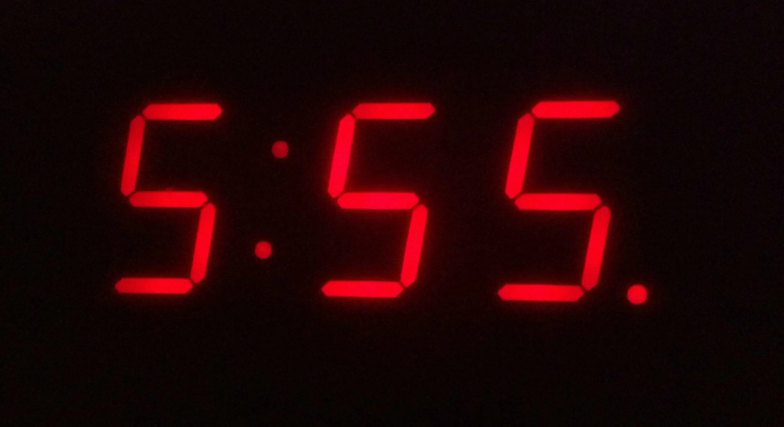 Число 555-фото. Цифры на часах 23 23. Часы вторичные стрелочные учс. 0055 на часах. 19 55 на часах.