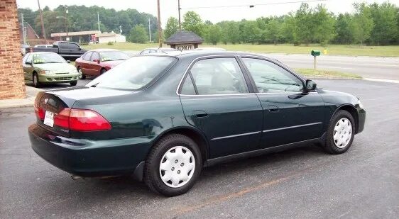 Хонда аккорд 99г 2 литр. Хонда аккорд 99 год. Honda accord 2002 универсал. Хонда аккорд 99 год. Хонда аккорд 99 года.
