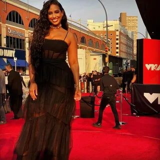Nessa Diab Instagram, Ethnicity, Age, Nationality, Boyfriend, Height.