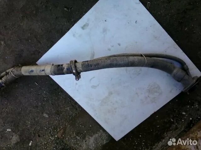 Гофра бензобака. 6. Горловина бака шевроле ланос. Патрубок топливного бака камри 40. Шланг бензобака дэу нексия.