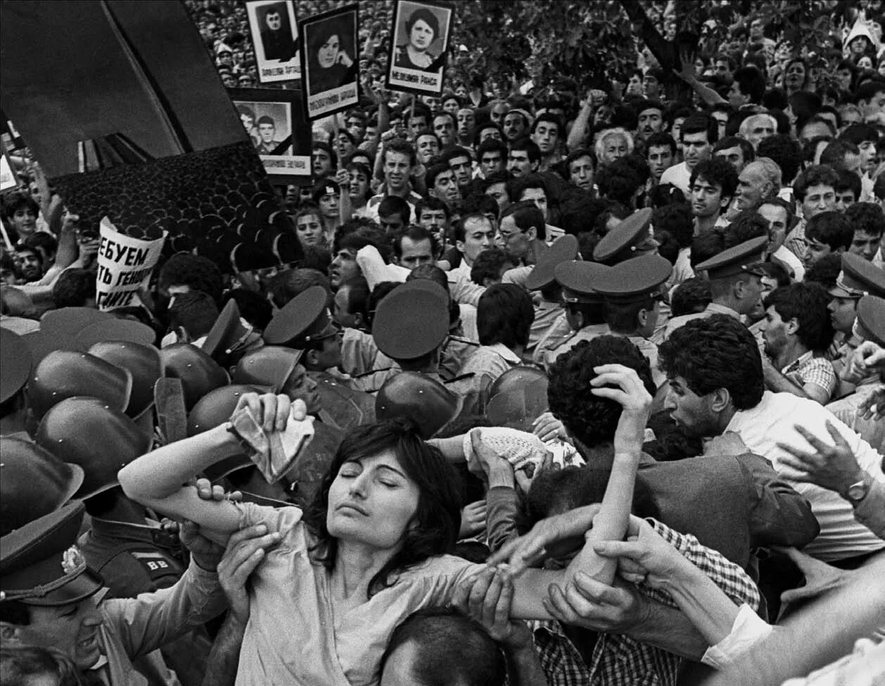 Советские конфликты. Конфликт с югославией 1948 причины. Нагорный карабах конфликт 1988. Вооруженные столкновения в абхазии 1989. Нагорный карабах конфликт 1988.