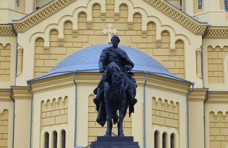 Где памятник александру невскому в нижнем новгороде