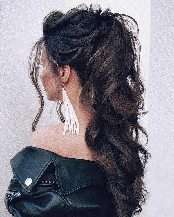 Wedding Hairstyles For Curly Hair: 30+ Looks & Expert Tips Long hair styles, Bri