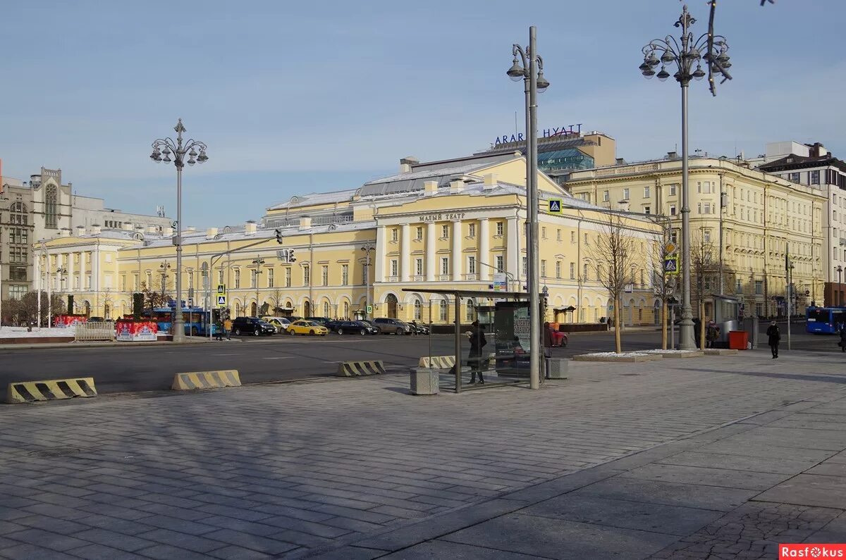 площадь малого театра. малый академический театр в москве. бове малый театр в москве. малый театр 1824. малый театр на театральной площади.