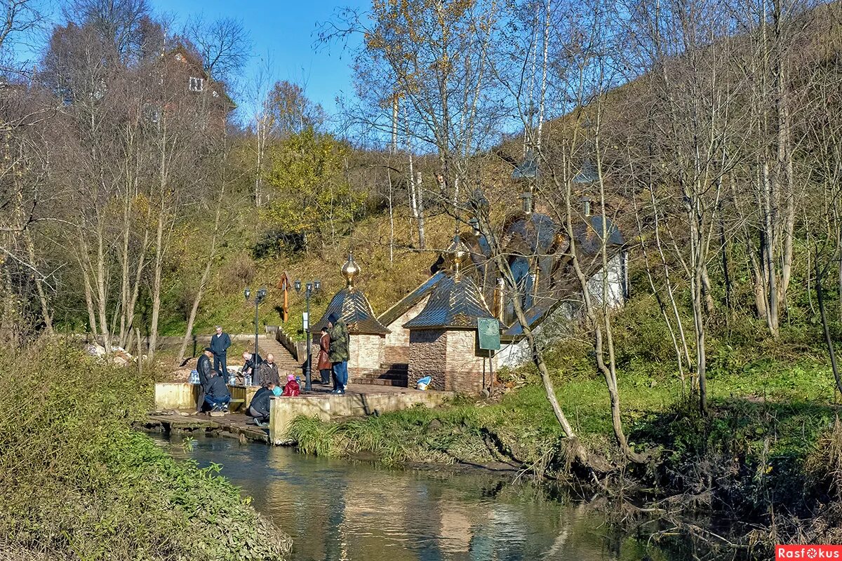 Святой источник сергиев