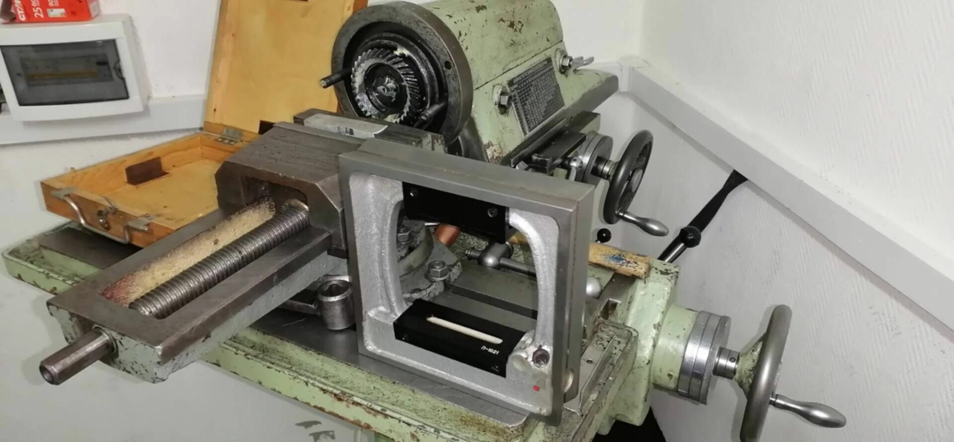 Выставить станок. Станок ст-5 обрубной. Точение конуса на тв 16. Выставить станок. Выставить станок.