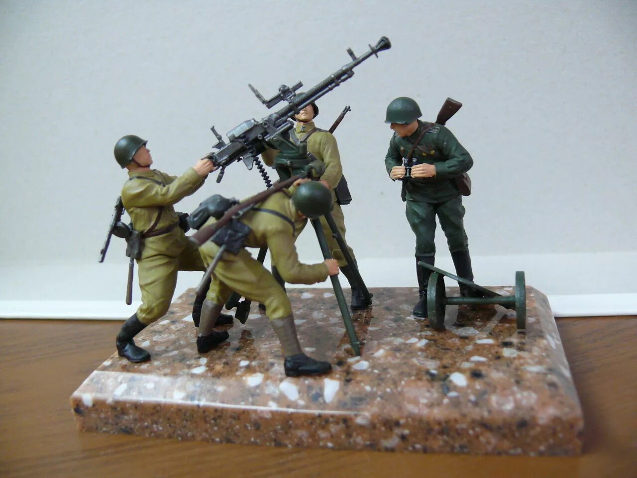 ДШК звезда 1/35. ДШК 1/35. Пулемет ДШК звезда 1/35. ДШК звезда 1/35 диорама. Видео сборка без