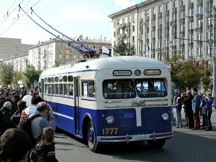 Песня последний троллейбус