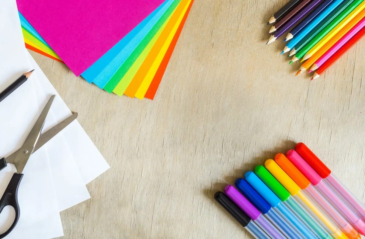 бумага разная. как сделать белую бумагу цветной. цветная бумага. цветная бумага и картон. цветная бумага для печати.