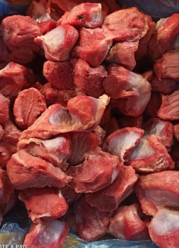 Файерхунд мясной супермаркет. Мясной супермаркет для собак файерхунд. Как отличить баранину от собаки. Сушеная вкусняшка надпись картинка. Мясной супермаркет для животных.