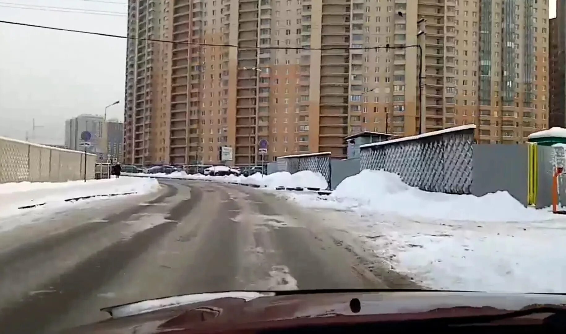 Праздник в кудрово. Въезд в кудрово. выезд из кудрово на подвойского. новый выезд из кудрово. новая дорога из кудрово.