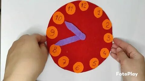 жалаңаш кеуделі әйелдер