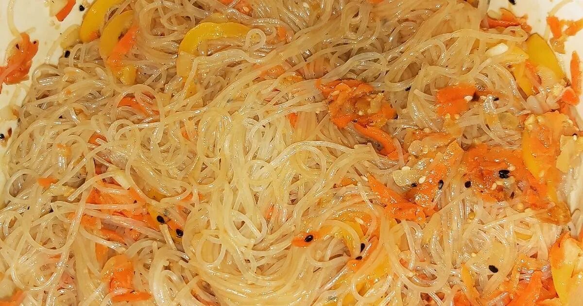 Фунчозу едят горячей