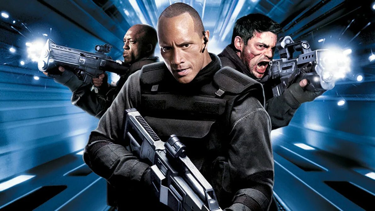 Doom movie. Дуэйн джонсон дум. дум 2005 дуэйн джонсон. doom скала дуэйн джонсон.