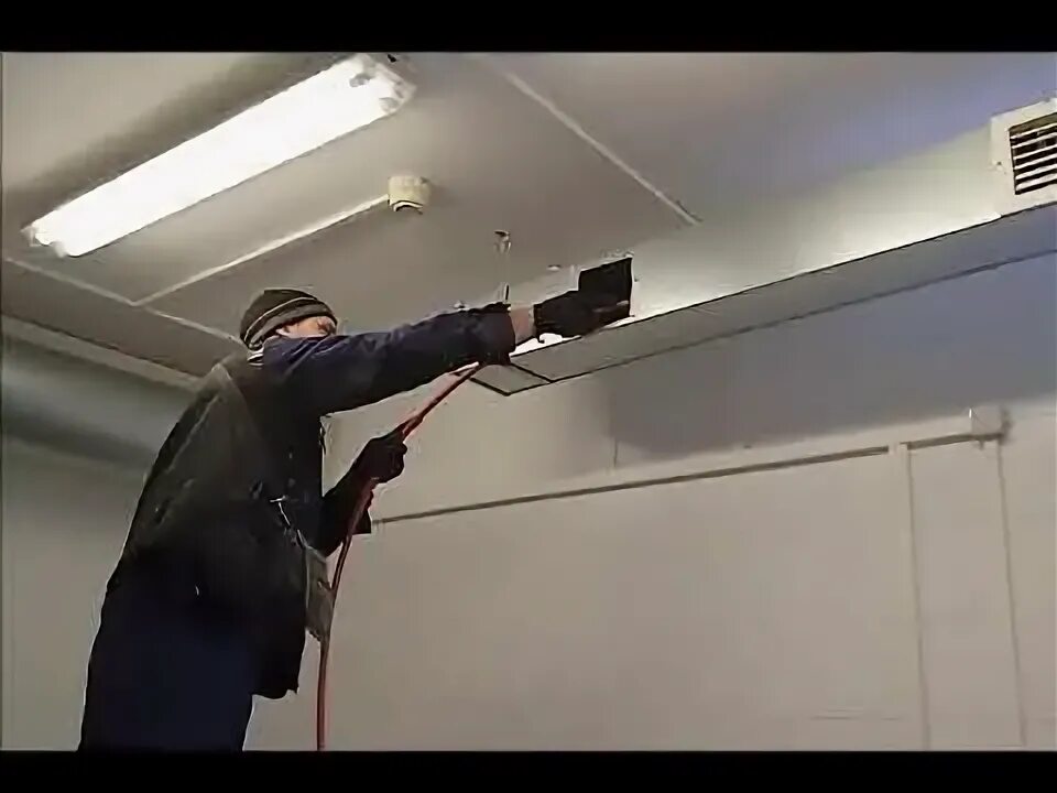 Турбодефлектор для вентиляции на крышу. Мурманск ул кирпичная. Монтаж дефлекторов вентиляции. Система автоматического пожаротушения паркинга. Чистка про школу.