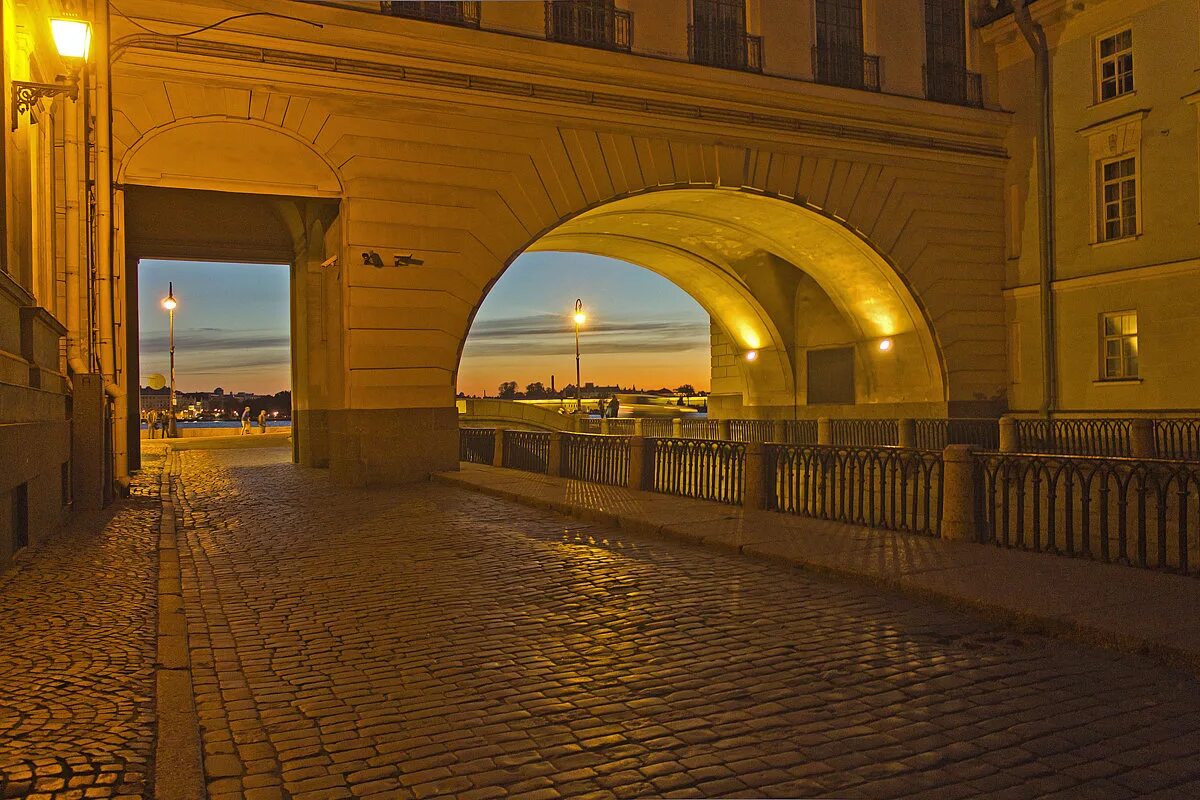 эрмитажный мост в санкт-петербурге. эрмитажный мост зимняя канавка. эрмитажный мост питер. набережная зимней канавки санкт-петербург эрмитажный мост. зимняя канавка в санкт-петербурге.
