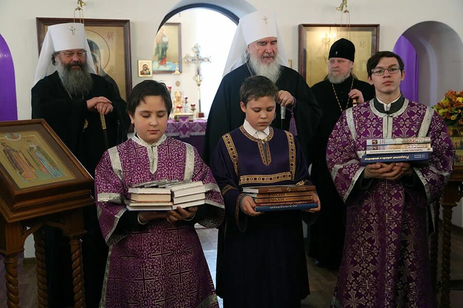 Симеоновская гимназия екатеринбург сайт. Градо-Екатеринбургская Симеоновская Церковь-школа. Симеоновская гимназия Екатеринбург. Город Екатеринбург Свято Симеоновская гимназия. Церкви Симеоновского прихода.