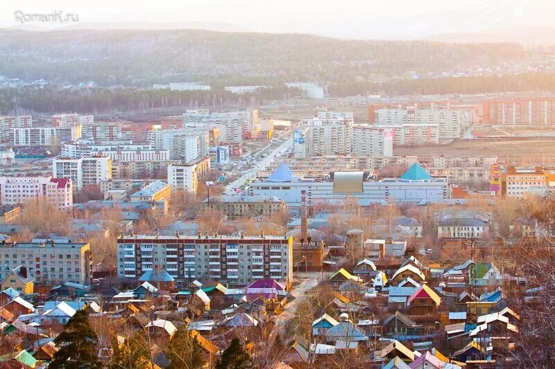 вид с верху машгородок миассе. урал город миасс. город миасс машгородок достопримечательности. миасс город южный урал. миасс машгородок.