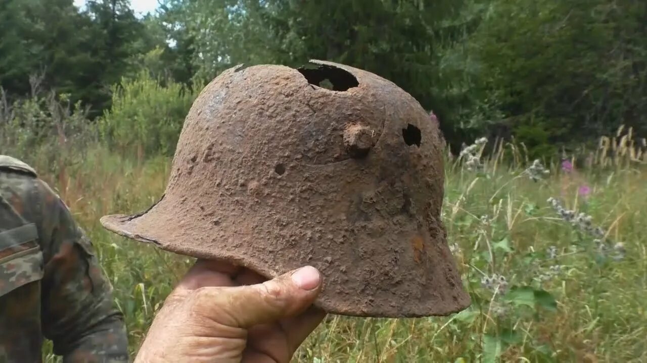 Коп вов гельмут вайссвальд. Гельмут вайссвальд магазин на гороховой 50. Гельмут вайссвальд коп по войне. Гельмут коп последнее. Гельмут вайссвальд последнее.