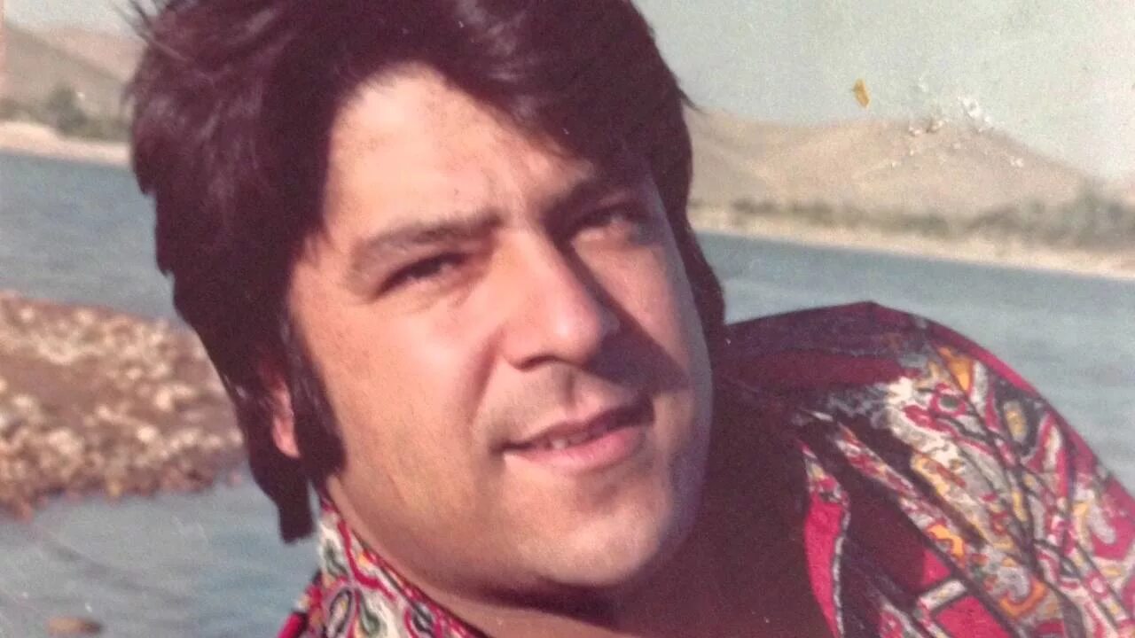 Аҳмад зоҳир все песни. Аҳмад зоҳир мр3 все песни слушать. Аҳмад зоҳир мр3 все песни слушать. Ахмад зоир певец. 2 bahar ахмад захир.