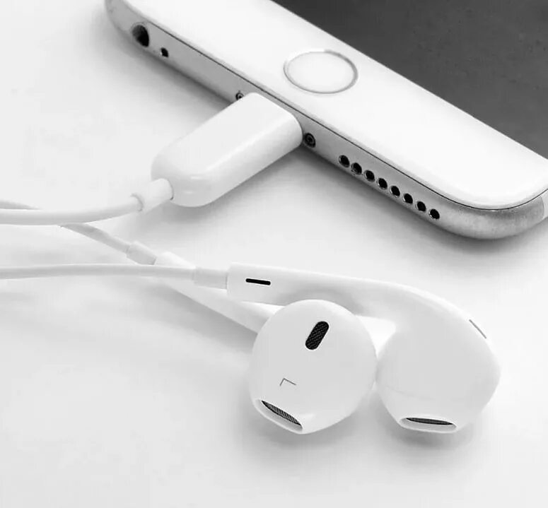 Сколько стоят наушники apple оригинал. Наушники apple earpods lightning. наушники apple earpods (lightning), белый. apple earpods lightning оригинал. наушники на айфон 8 плюс.