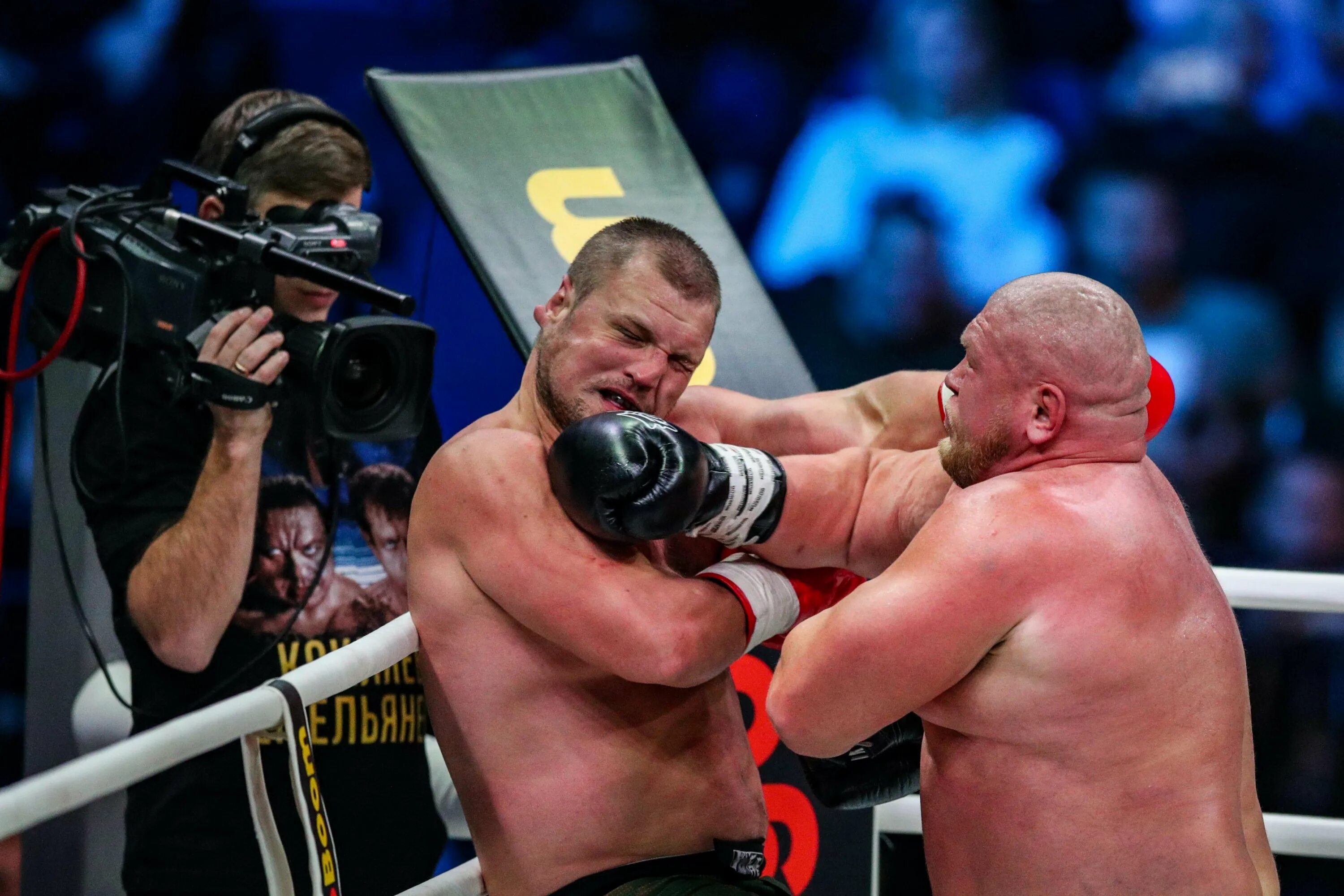 Емельяненко дата время боя. Максим новоселов боец. максим новоселов емельяненко. кимура федор емельяненко. максим новосёлов кокляев.