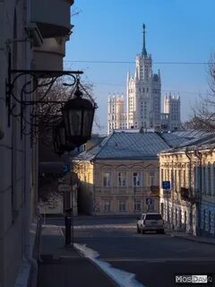 Женская переулок