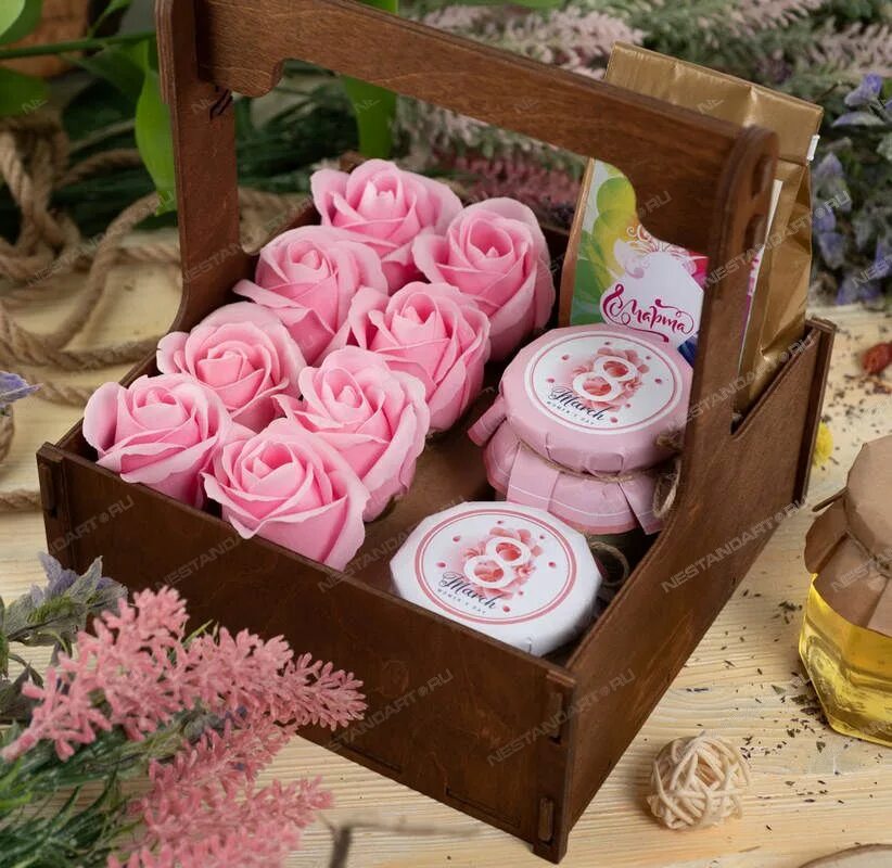 Подарочные наборы для женщин на 8. Подарочные наборы для женщин на 8. Подарочные наборы для женщин на 8. Подарочные наборы для женщин на 8. Подарочный набор для женщины.