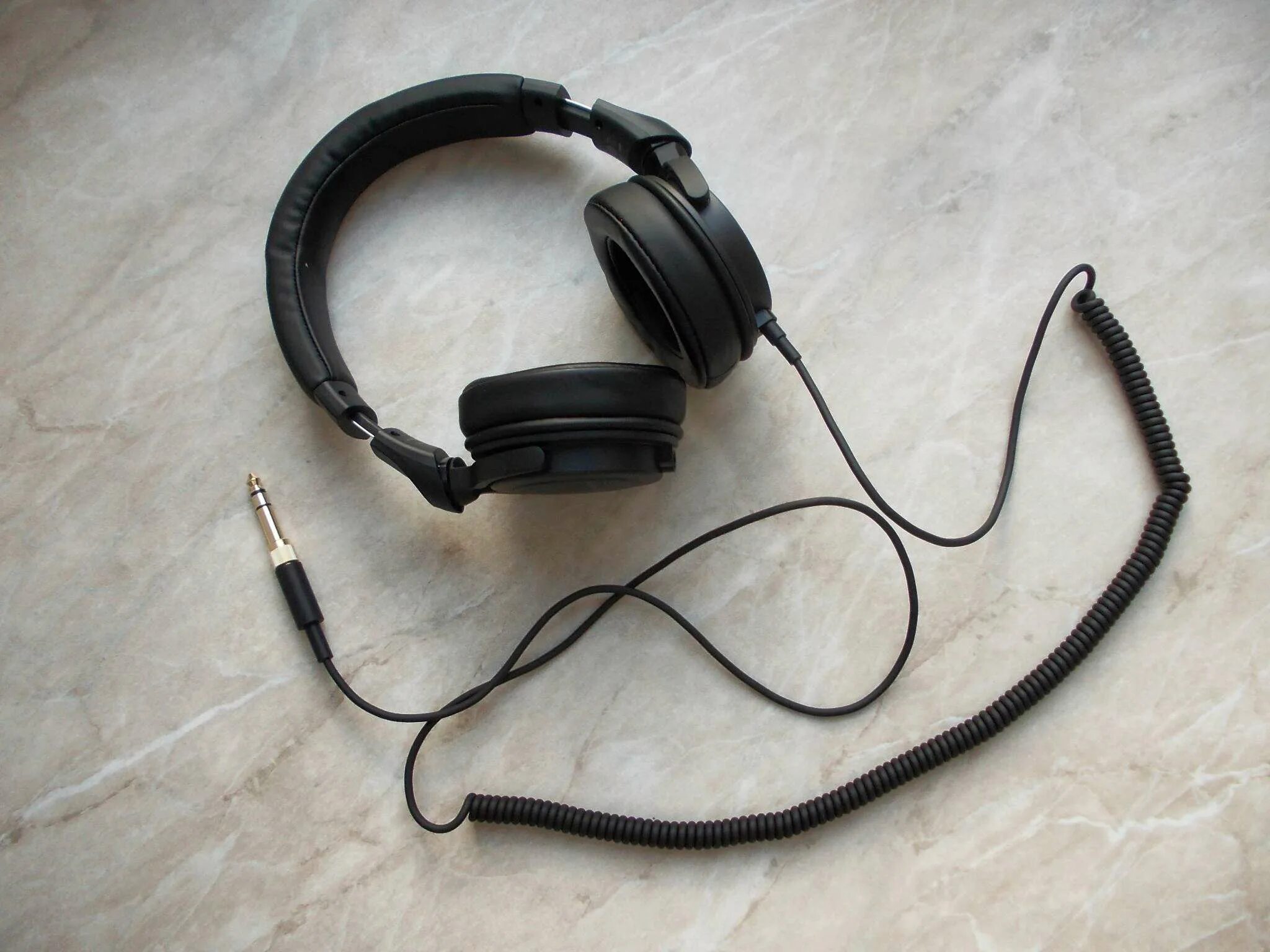 Beyerdynamic dt обзор. Beyerdynamic dt 240. dt240 pro. beyerdynamic dt 240 pro описание.