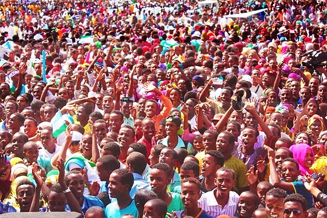 Численность населения сомали. Сомалийцы народ африки. Население сомали. Сомали население. Сомали население.