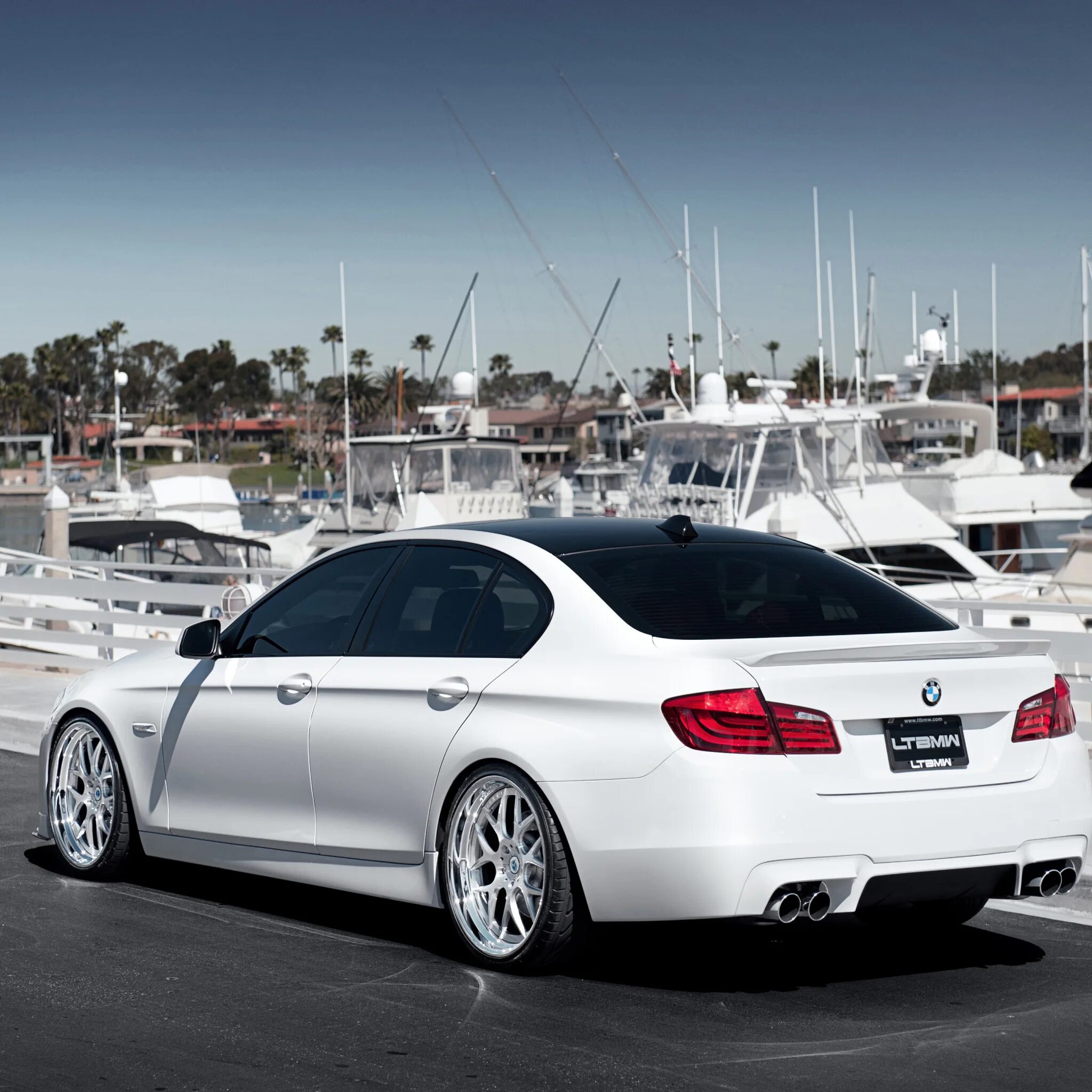 Белая 05. БМВ ф10 белая. BMW f10 белая. BMW 5 f10 белая. BMW 5 Series f10 White.