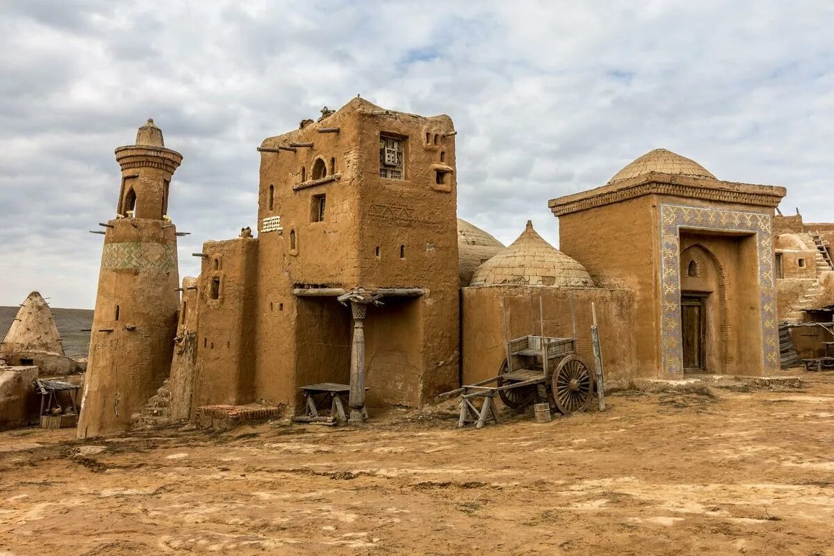 Столица золотой орды астрахань сарай-бату. Культурно-исторический центр «сарай-бату». Музей сарай бату в астрахани. Сарай центр. Сарай центр.