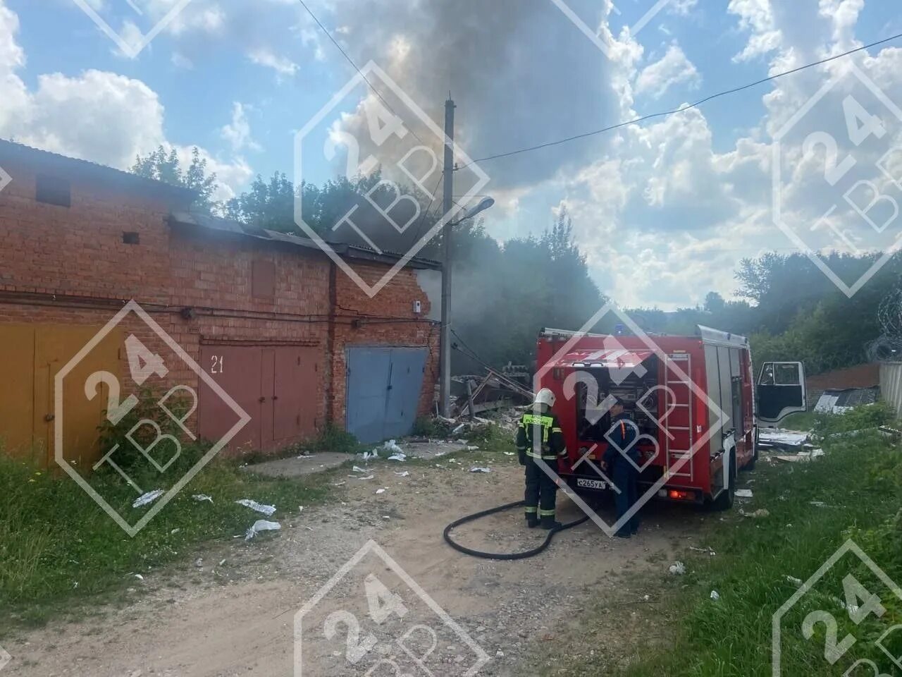 Подслушка посад. Взрыв в сергиевом посаде. взрыв в гараже в сергиевом посаде. железнодорожная 42 сергиев посад.