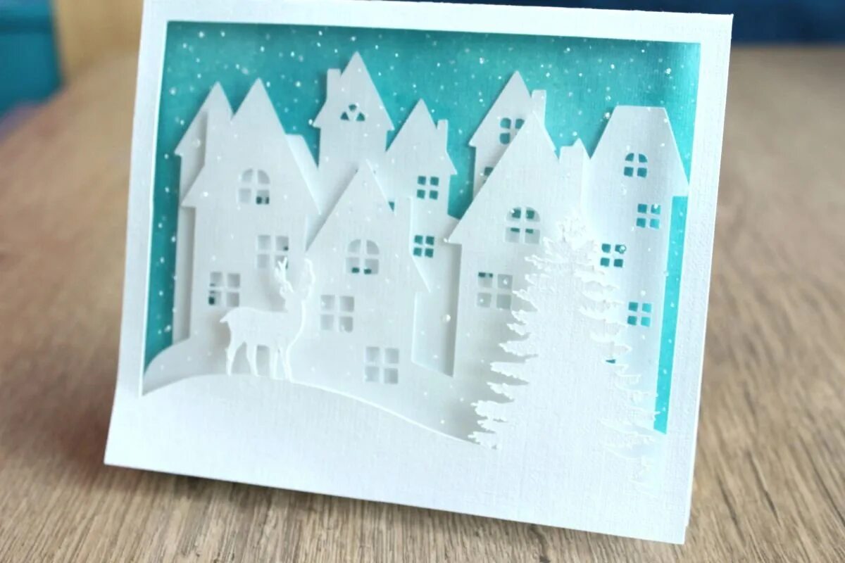 Объемная аткрытка на новый год. Новогодняя открытка своими руками пошагово. Рождественская открытка объемная. Рождественская открытка объемная. Открытка с объемной елочкой.