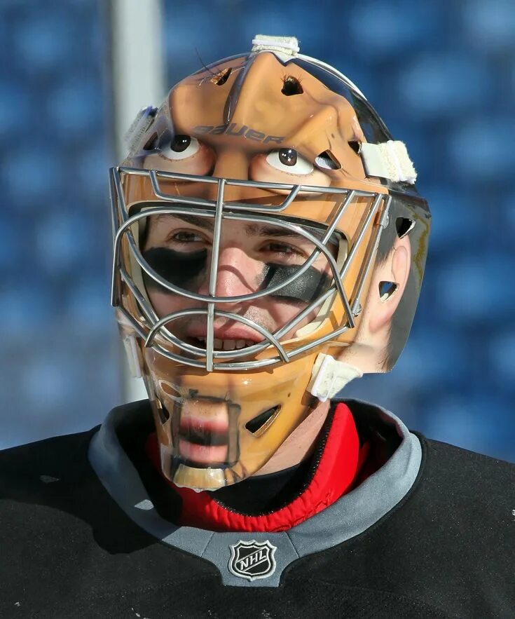 Хоккей без маски. Хоккейная маска NHL. Hockey Goalie Mask. Вратарская хоккейная маска Salvo. Старые хоккейные маски вратарей.