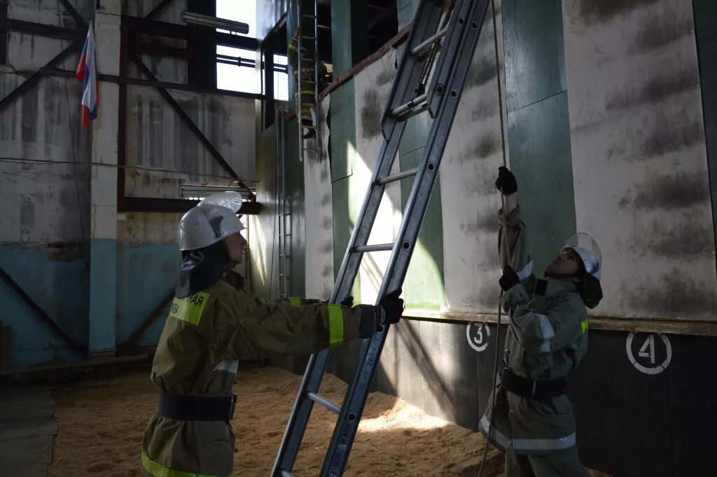 Псп это в пожарной. Введение мчс. История возникновения противопожарной службы. История развития мчс россии. 1990.