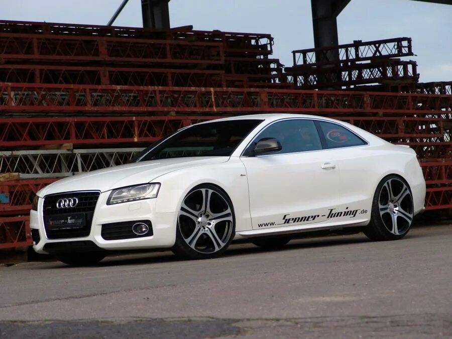 Из не изданного или S-Line бампер + накладка зад. - Audi A4 (B7), 2 л, 2008 года