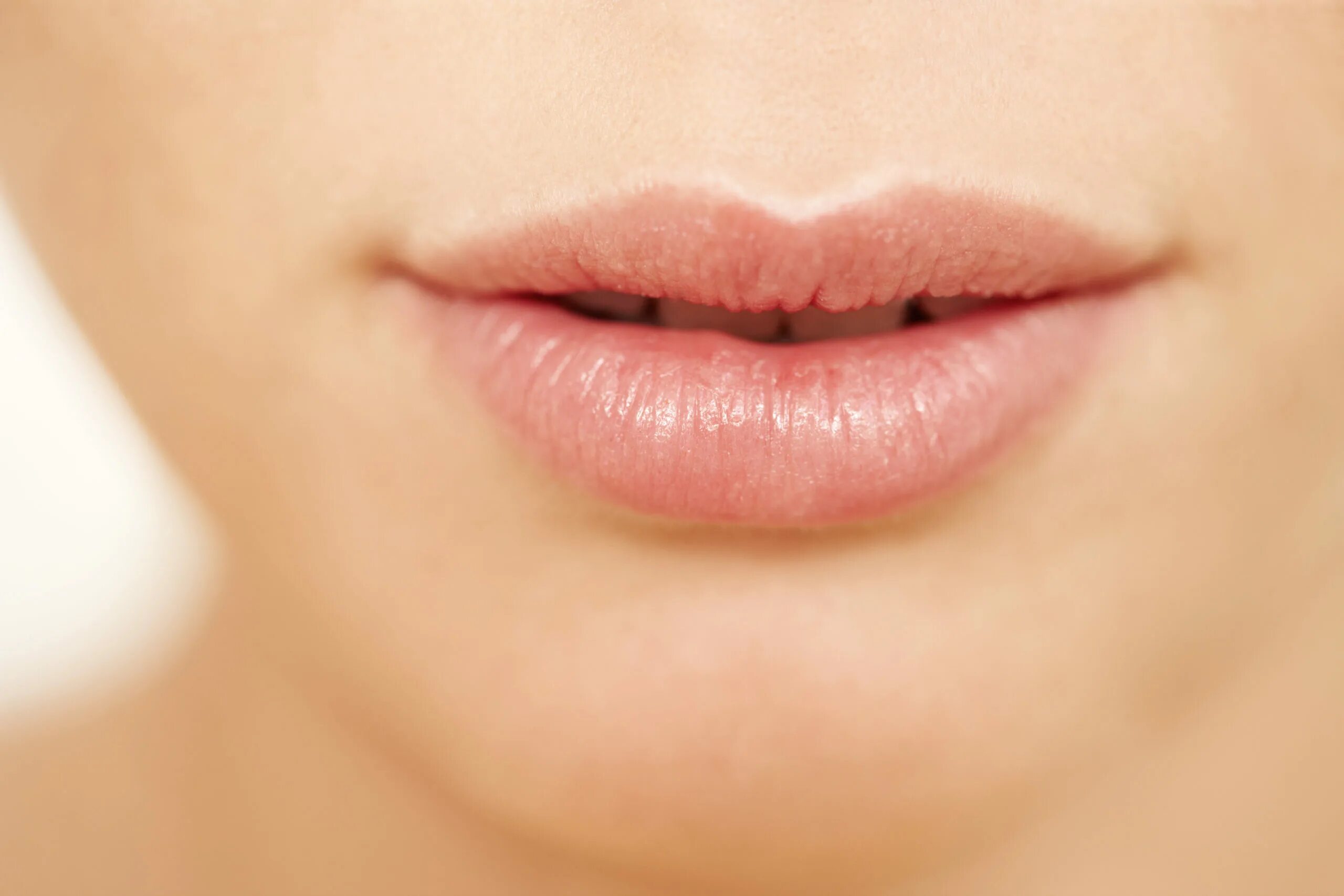 Close lips. Женские губы. Красивые губы. Красивая форма губ. Красивые губки девушек.