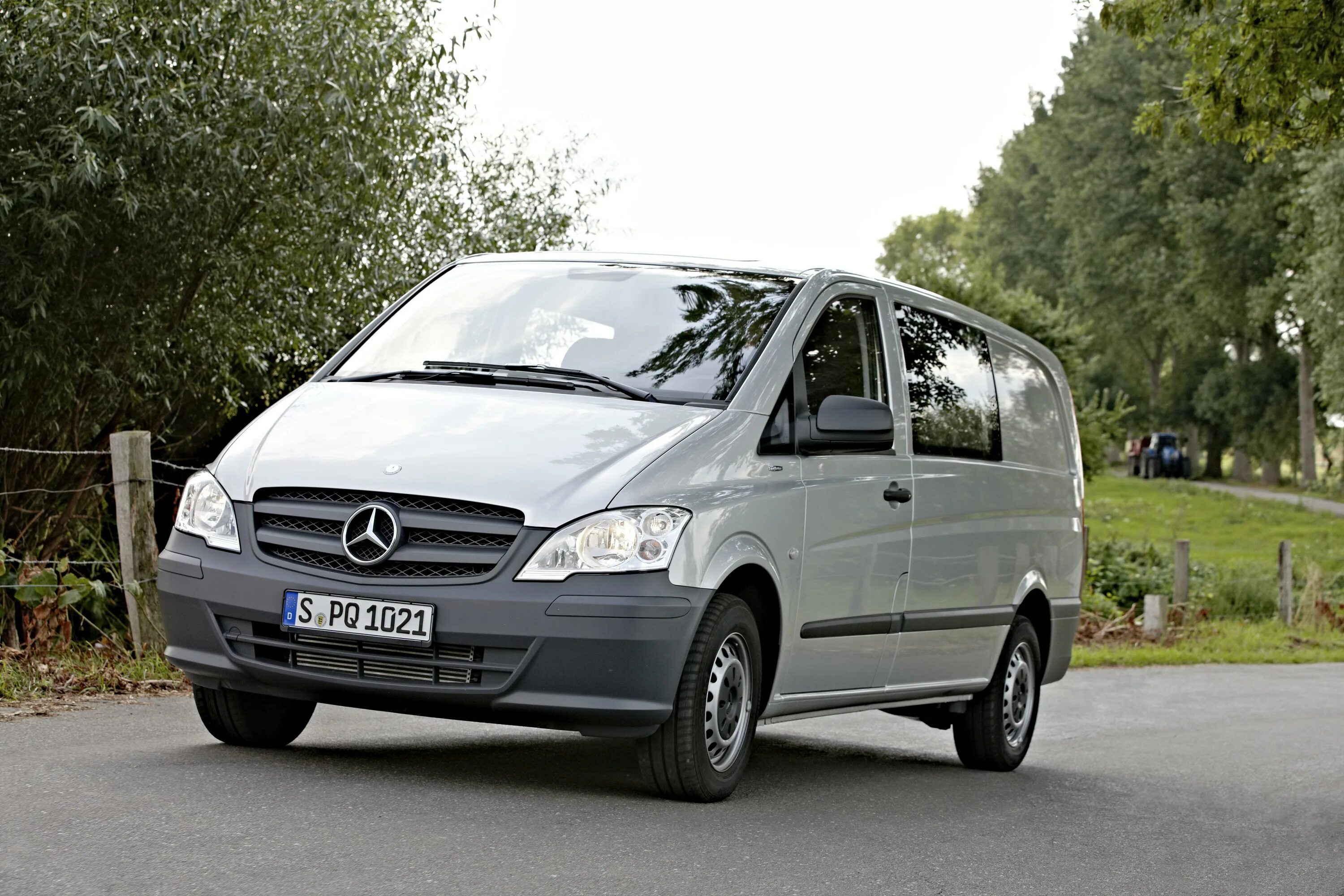 Вито значение. Mercedes-benz vito. мерседес бенц вито. mercedes-benz vito w639. мерседес вито 2010.